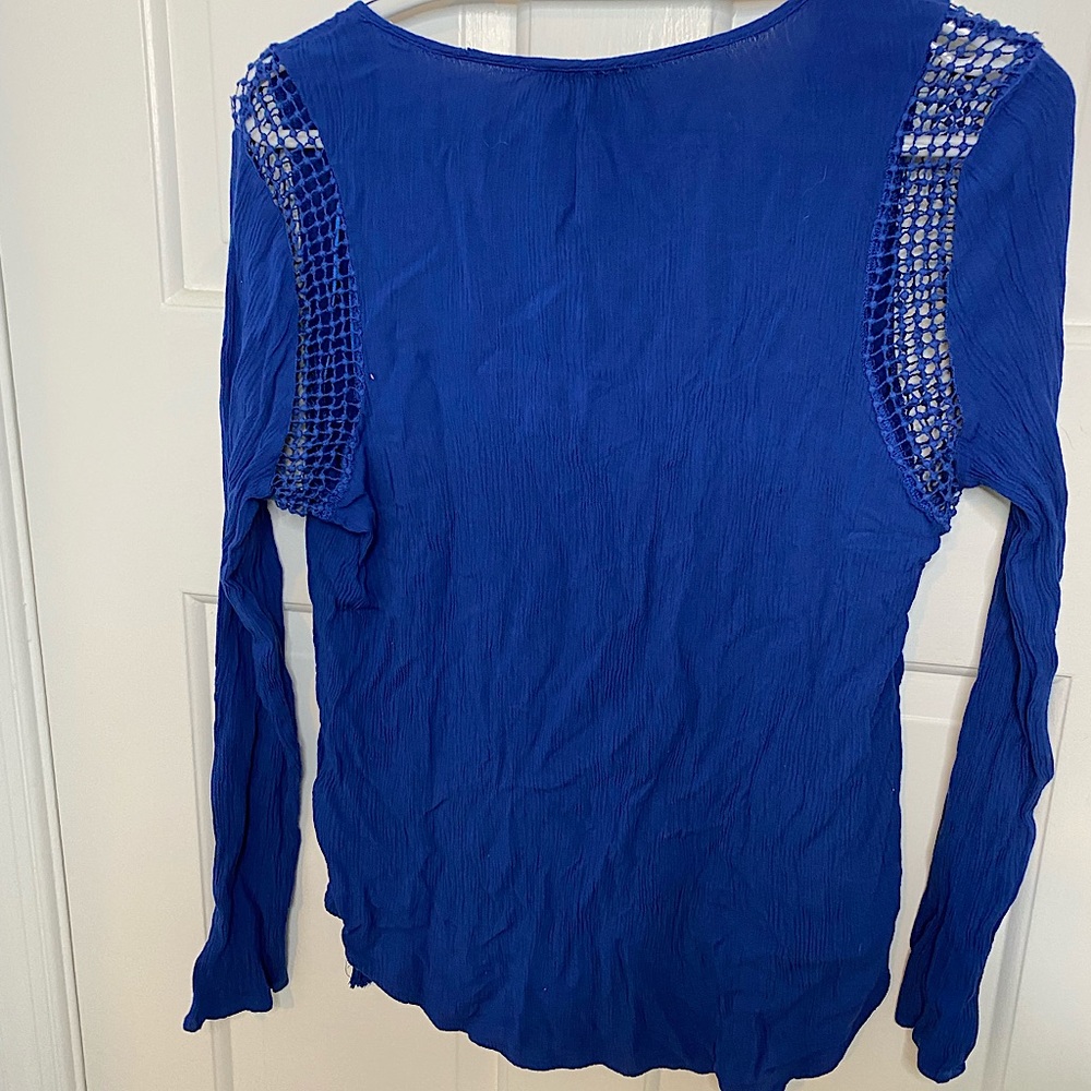 Joseph A. Blue women’s blouse size medium